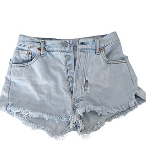 Levi’s 501 denim shorts.